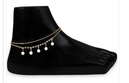 Classy Hanging Faux Pearls Anklet 