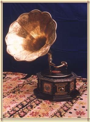 octagon base gramophone