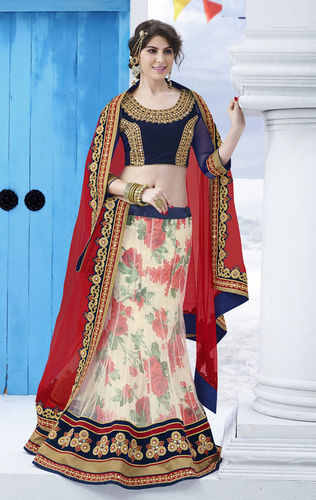 Women's red and gold sari dress, Zari Choli Lehenga Blouse Red, gold, gold,  wedding Dress png | PNGEgg