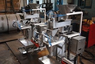 Pouch Filling Machine / Bagging System