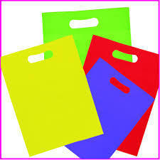 Non Woven D-Cut Bags