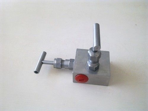 Bleed Valve 2 Way