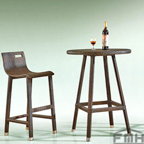 Outdoor Furniture - Wicker Bar Set