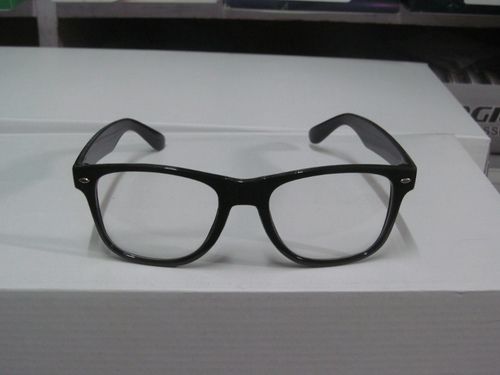 Wayfarer White Glass