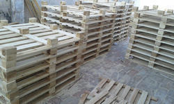 industrial wooden pallets