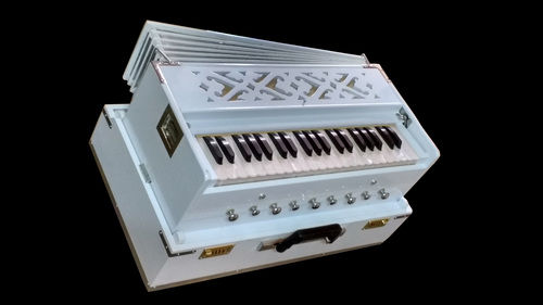 Portable Harmonium Body Material: Wood