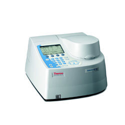 Spectrophotometer Uv-Vis