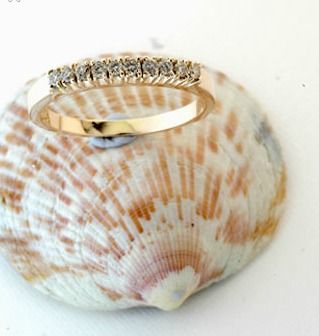 Dazzing Diamond Keeper Ring