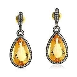 Yellow Gold Diamond Earrings 