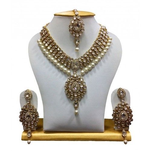 Gold plated Kundan Necklace with Maang-tika-White