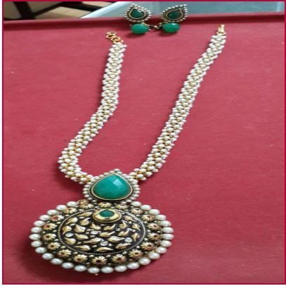 White Pearl Golden Base With Green Necklace Set