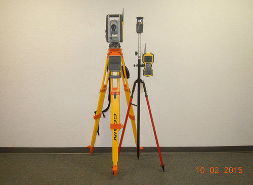 Pink Trimble Sps930 Robotic Total Station 1" Sec Tsc3 Machine Control Sps S6 S8 930