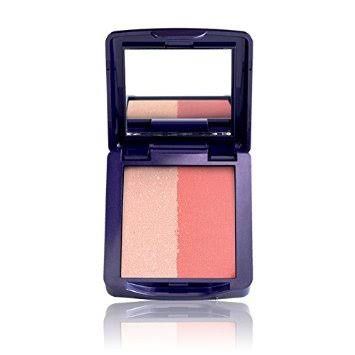 The One Illuskin Beauty Blush