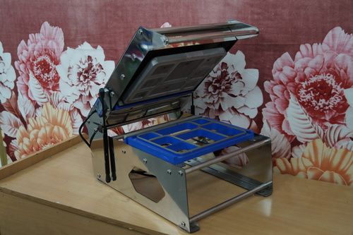 Meal Tray Sealer Machine