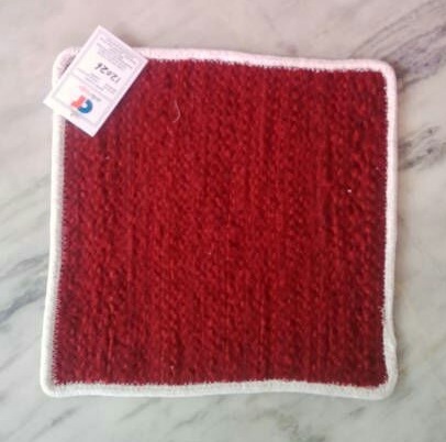 रंगीन जूट और कपास मिश्रित स्क्वायर शेप मैट