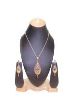 Polki Pendant Set With Purple Stone