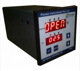 Micro Processor Based Digital Temperature Indicator Cum Controller Moisture (%): 12-15%