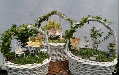 Round Garden Flower Baskets With Plastic Liner