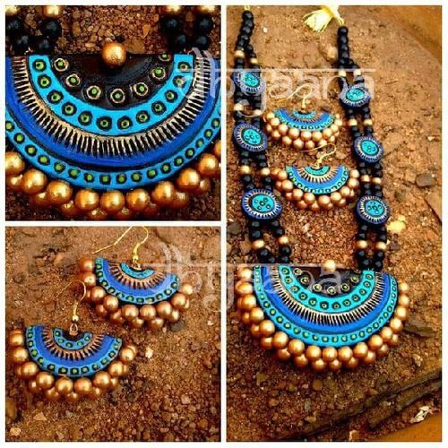 Blue And Black Semi Circle Terracotta Jewellery Set