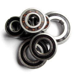 One Way Clutch Bearings - Superior Quality Raw Material, Sturdy Design - Robustly Designed with Flawless Finish