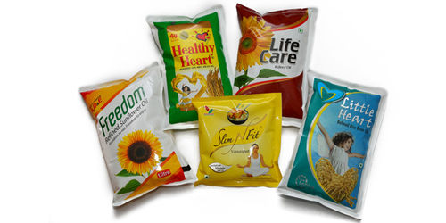 Download Cooking Oil Packaging Pouch at Best Price in Hyderabad, Telangana | Shrinath Rotopack Pvt Ltd.