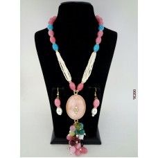 Classique Designer Pink Blue Alloy Jewel Set