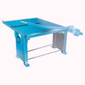 Board Cutter - High Grade Raw Materials | Impeccable Functionality, Longer Functional Life, Easy to Operate