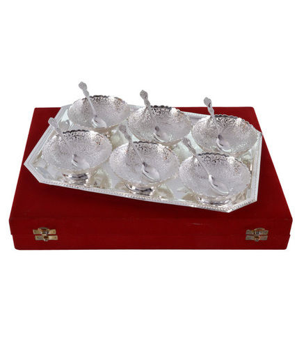 Silver Plated 6 Bowl Set With Tray And 6 Spoon