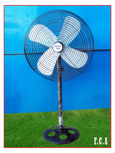 Industrial Pedestal Fan Blade Diameter: 18 Or 24 Inch (In)