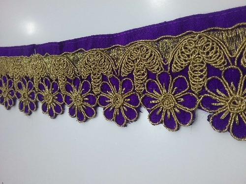 Fancy Lace Border