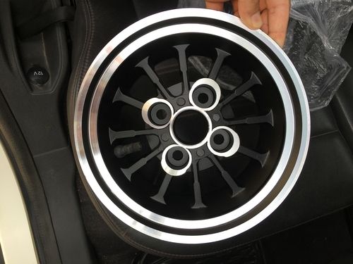 Three Wheeler Alloy Wheel