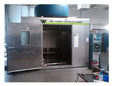 Walk In Temperature And Humidity Control Test Chamber - Large Capacity, Custom Design Options Available, User-Friendly Technology