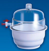 Desiccator Vacuum - Polypropylene & Polycarbonate, 740 mm Hg Vacuum Capacity, Autoclavable with Transparent Dome and Three-Way Stopcock