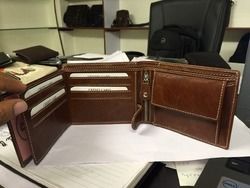 mens leather wallet