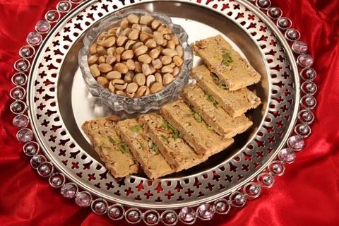 Peanut chikki