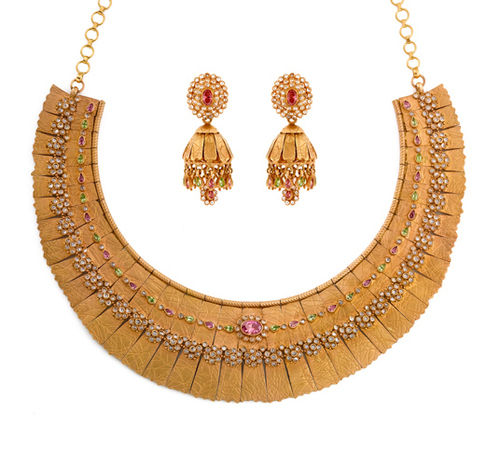 Hand Crafted Gold Kolhapuri Necklace Set