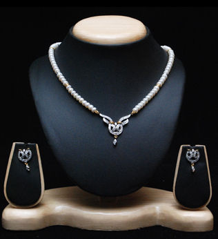 Pearl Pendant Sets