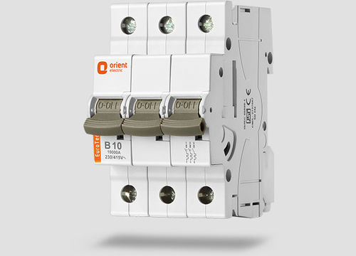 Triple Pole Miniature Circuit Breaker - 10kA Uniform Breaking Capacity | Energy Limitation Class 3, Positive Contact Indication, Sealing Cover, User-Friendly Terminal Design, Easy Mounting and Replacement