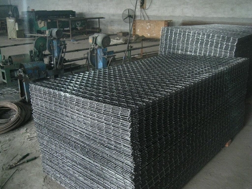 Welded Wire Mesh - Low Carbon Steel, 12x12 Aperture, Green Color | Galvanized, 2mm Wire Gauge, Rodent Resistant, Multi-application Use