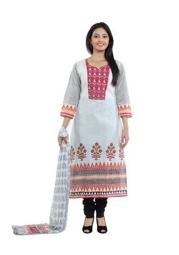 काला और सफ़ेद मैरून सूट