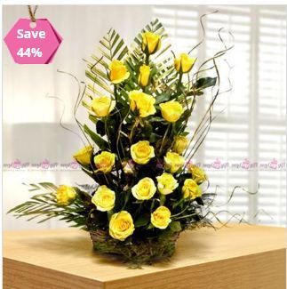 Yellow Rose Bouquet Size: Different Available