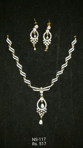 डिजाइनर एडी नेकलेस सेट