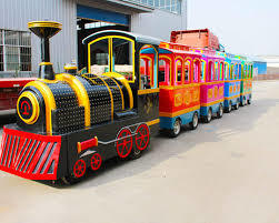 Trackless Train - Modern Design, Bulk Delivery for Parties and Picnics, Complies with Quality Standards