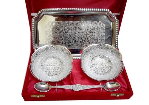 Tray With Two Bowls And Spoon Sets