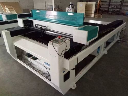 1325 100W Laser Cutting Machines