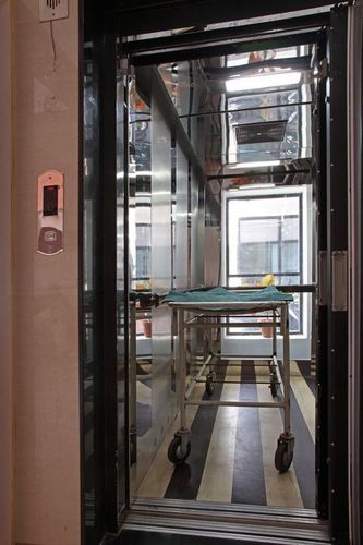 Hospital / Stretcher Elevators