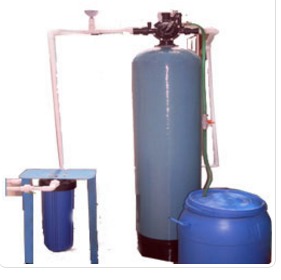 Domestic Softener Plant With Manual Multiport Valve And Bigblue Cartridge Filter Rated Voltage: 11Kv-33Kv Volt (V)