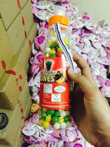 Water Bottle Fruit Balls Premium Candies