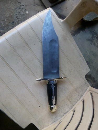 Damascus Steel Hunting Knife