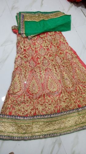 Ladies Girlish Embroidery Lancha